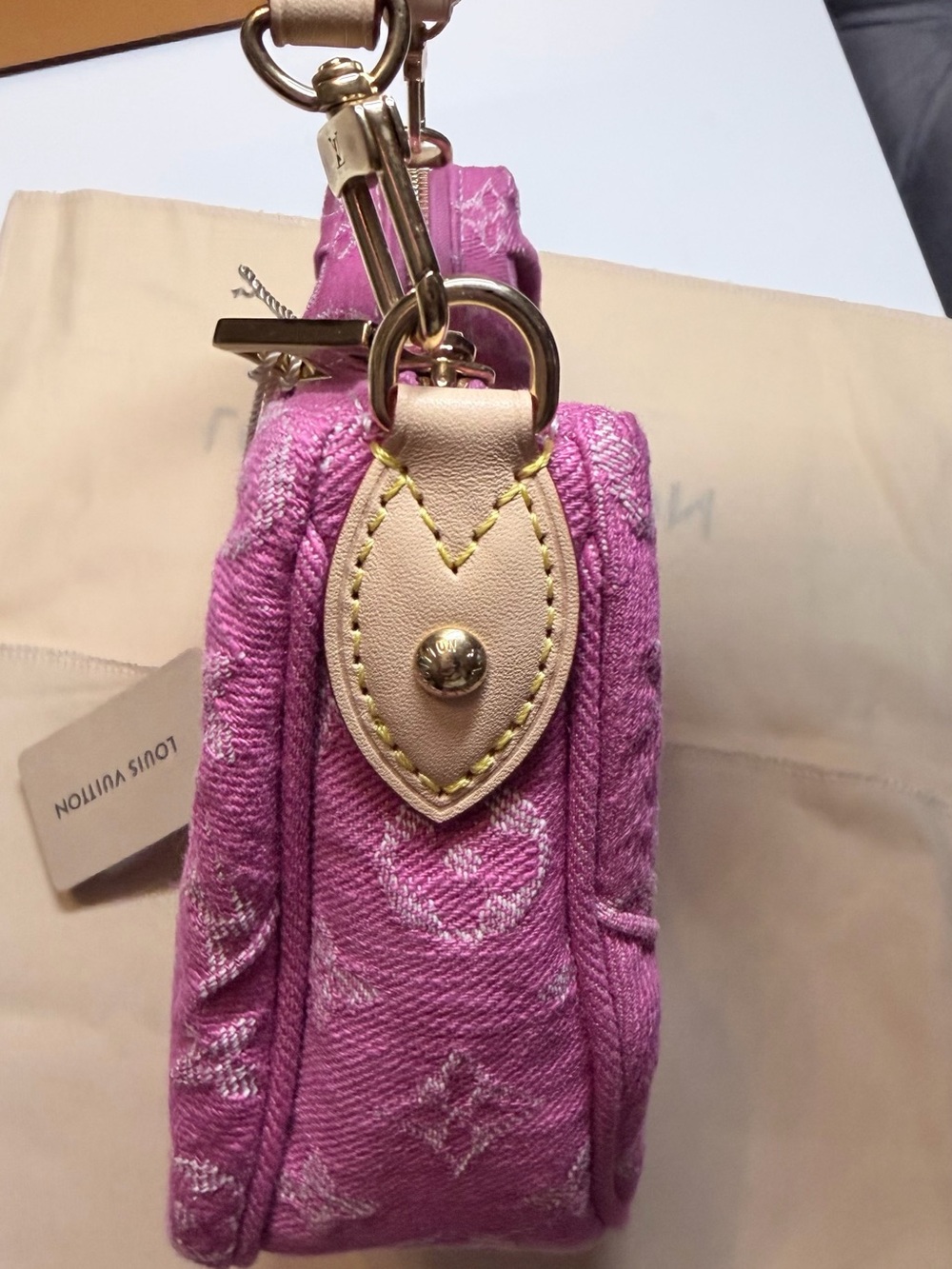 Louis Vuitton Monogram Denim Pochette Valley Fuchsia Pink - Picture 6 of 9